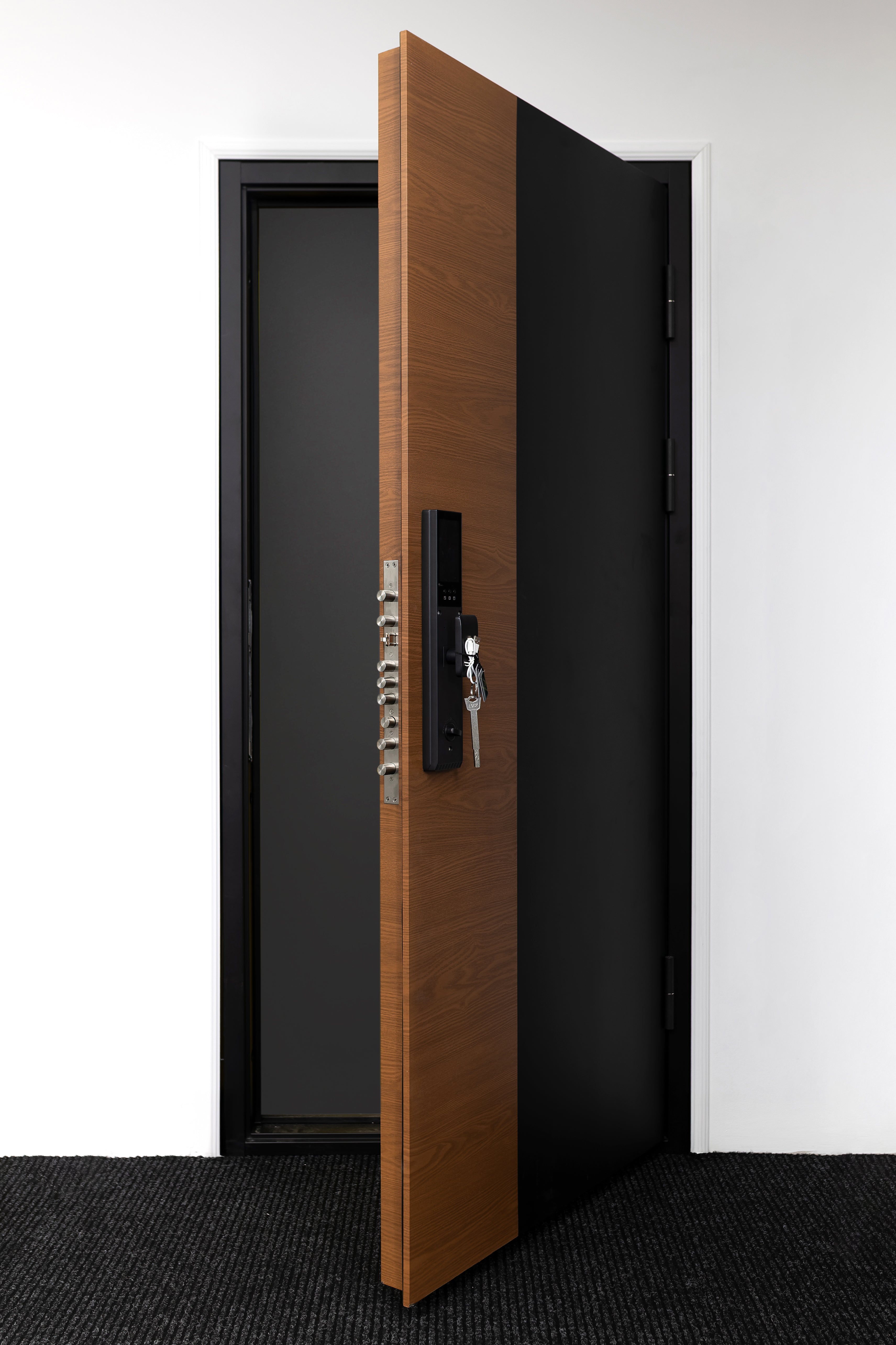 CU DEFECTE ESTETICE - Ușă de intrare securizată, termoizolată IronDOOR27 98×208 cm