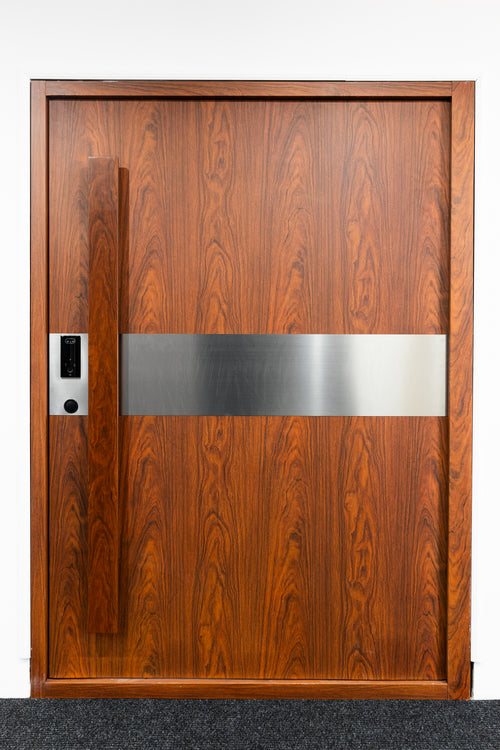 Hőszigetelt biztonsági bejárati ajtó IronDOOR22 150×210 cm