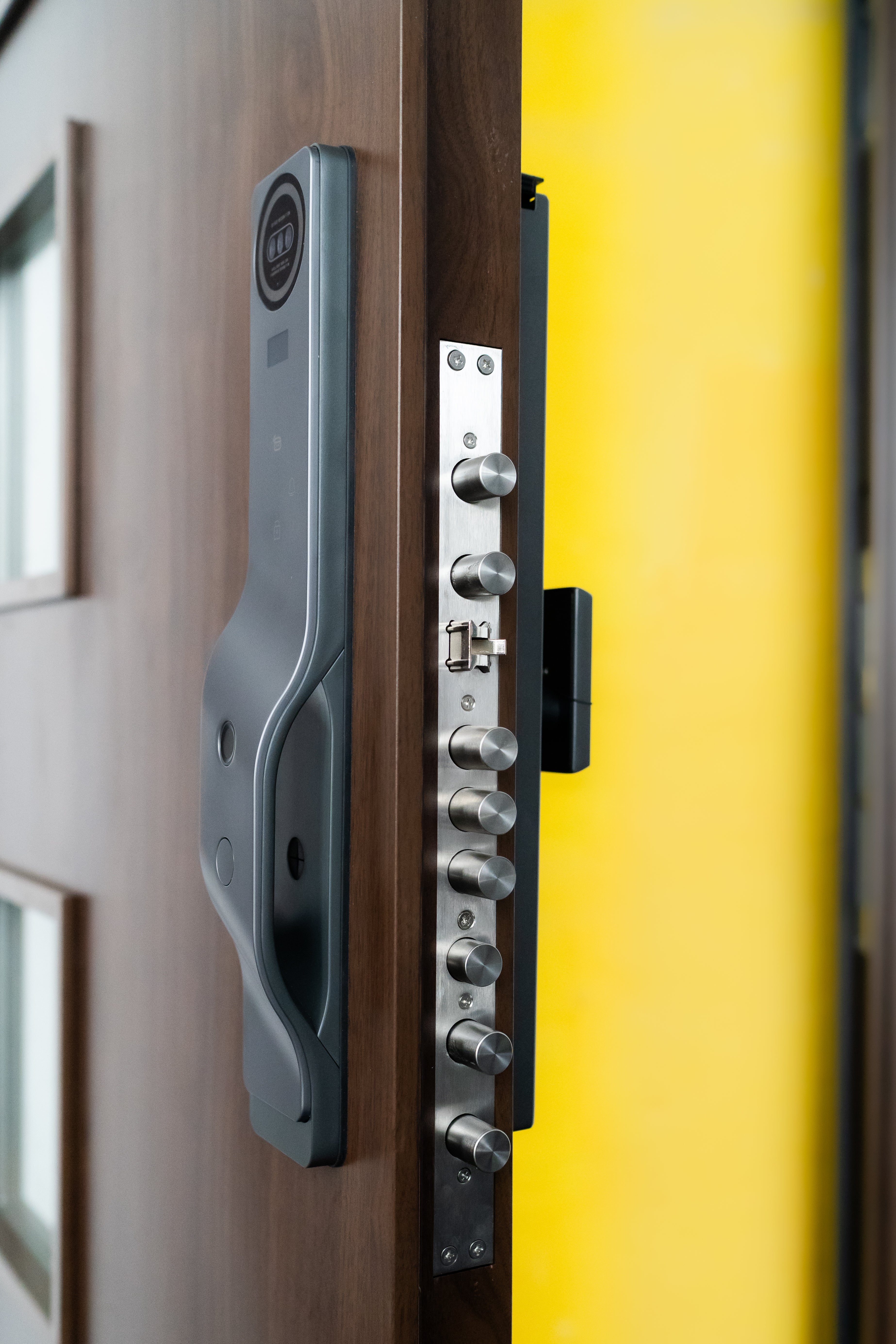 CU DEFECT - Ușă de intrare de siguranță termoizolantă IronDOOR14 98×208 cm