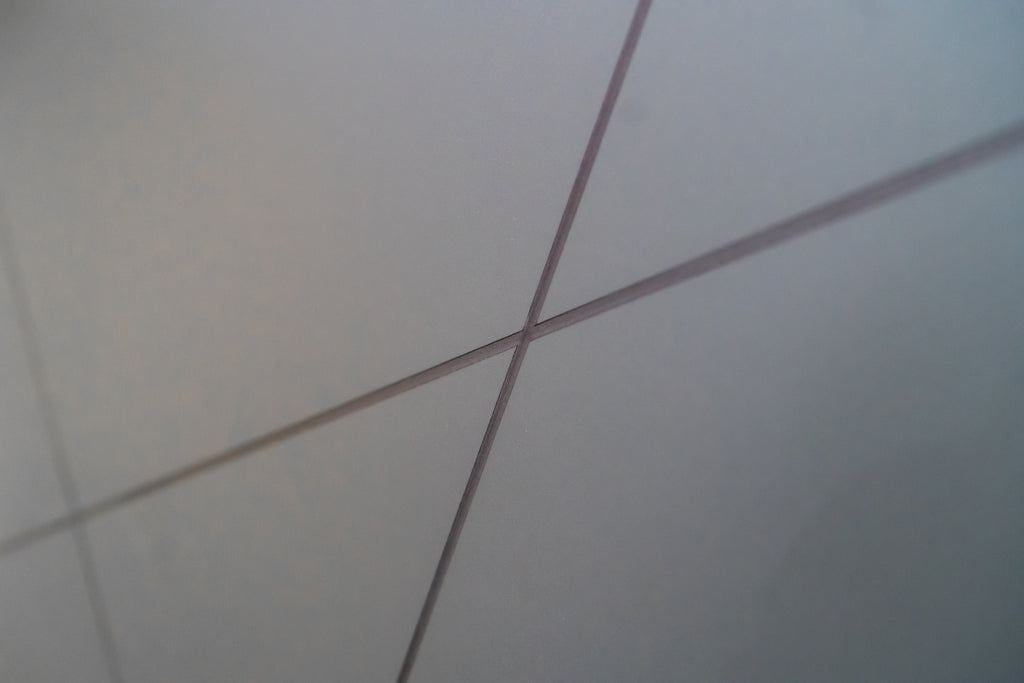 Hőszigetelt biztonsági bejárati ajtó IronDOOR02 98×208 cm - Prémium kivitel: 100mm-es profil, rejtett zsanérral