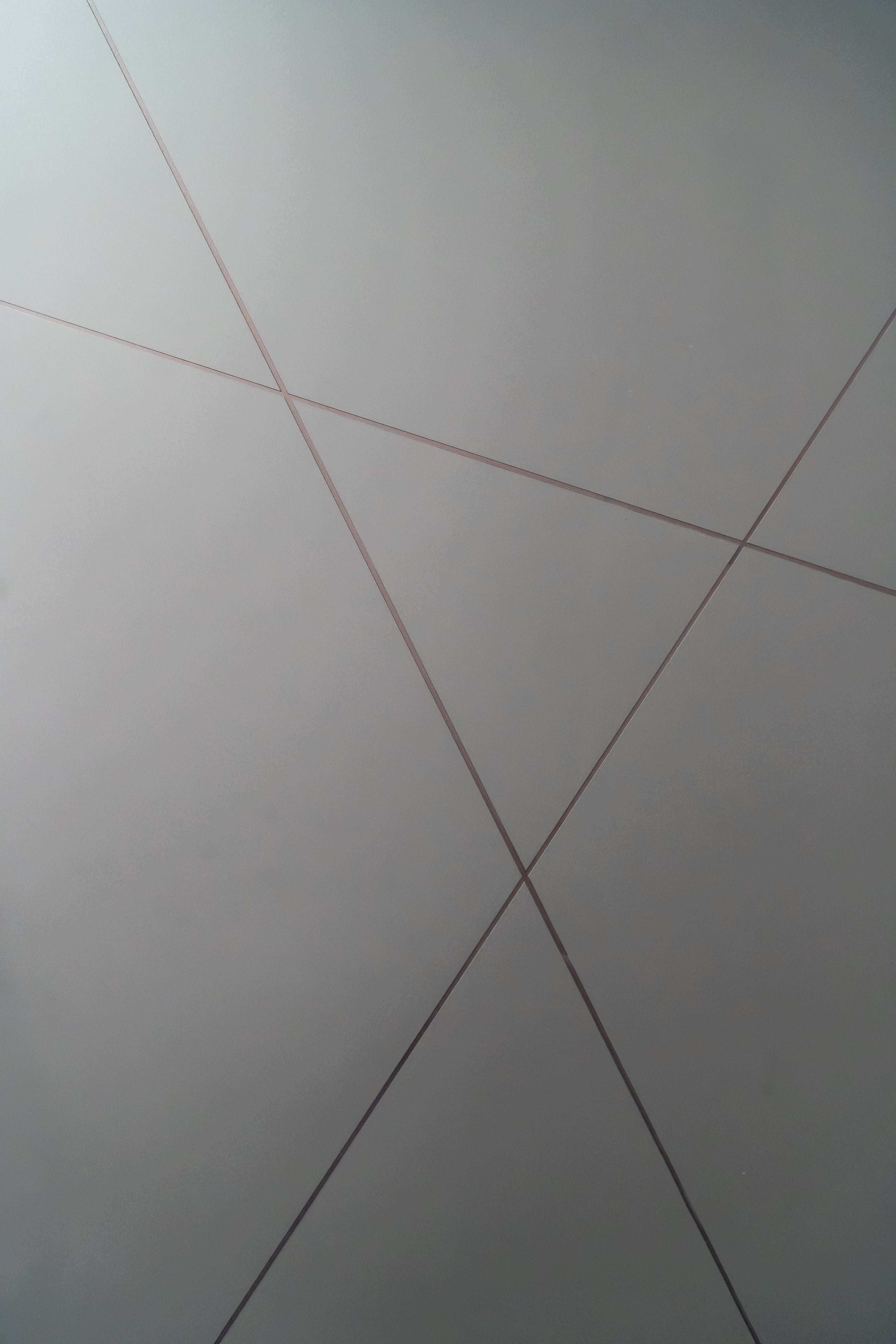 Hőszigetelt biztonsági bejárati ajtó IronDOOR02 98×208 cm - Prémium kivitel: 100mm-es profil, rejtett zsanérral