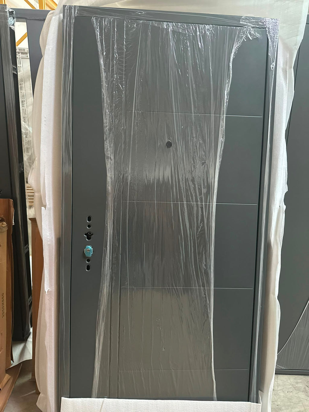 CU DEFECT - Ușă de intrare de siguranță termoizolată IronDOOR16 95×205 cm - cu balamale ascunse