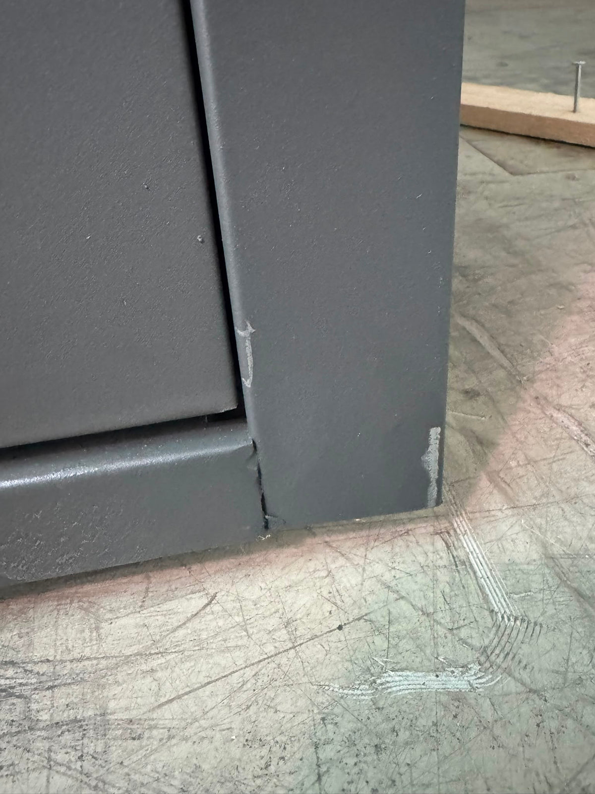 Ușă de intrare de siguranță termoizolată IronDOOR01 98x208cm, antracit, cu închidere inteligentă cu 4 funcții